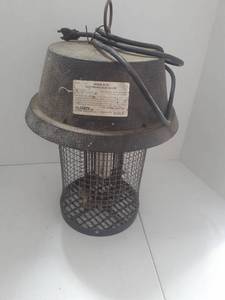 lot 3125 image: Bug zapper