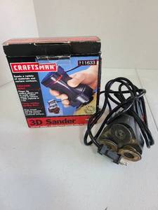 lot 3202 image: Craftsman 3D sander.