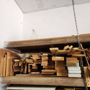 lot 3600 image: Scrap lumber