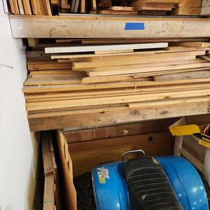 lot 3602 image: Shelf of lumber