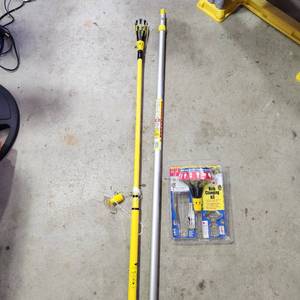 lot 3631 image: 2 telescoping poles with bulb changing kit