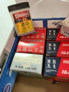 lot 3739 image: 12 gauge shotgun shells and bbs.