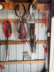 lot 4053 image: Extension cord and more