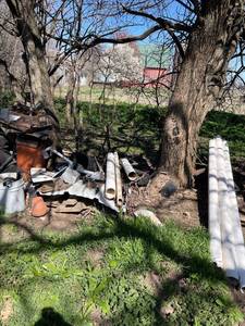 lot 4109 image: PVC pipe, fire pit and more