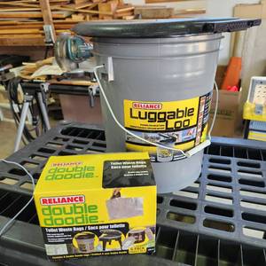 lot 3509 image: Reliance Luggable Loo with toilet waste bags