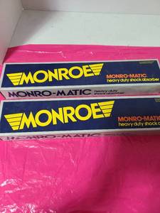 lot 3823 image: Monro-Matic heavy duty shock sbsorbers
