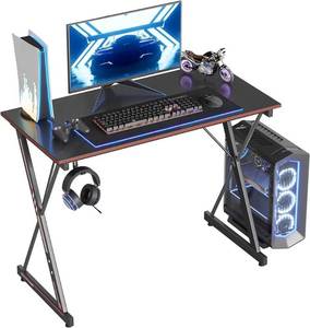 lot 21 image: CubiCubi Gaming Desk 40 Inch