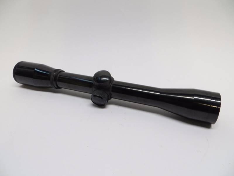 lot 1307 image: Bushnell sharpshooter waterproof 4x,32 scope