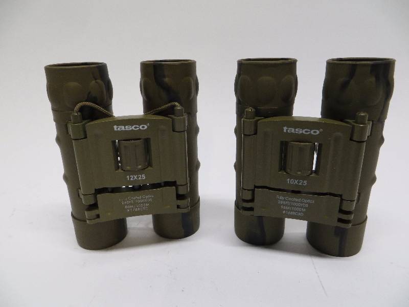 lot 1316 image: Tasco Compact 10x25 Binoculars