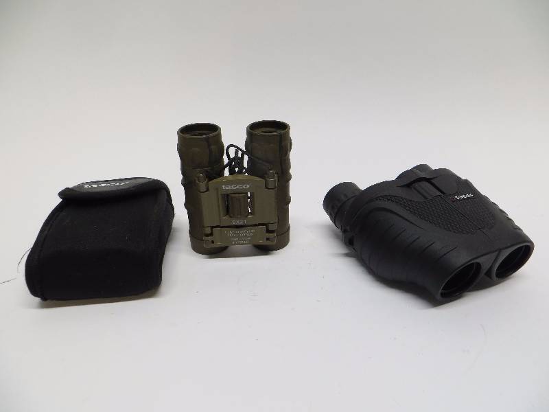 lot 1324 image: Tasco & Simmons binoculars 8x218x-17x25