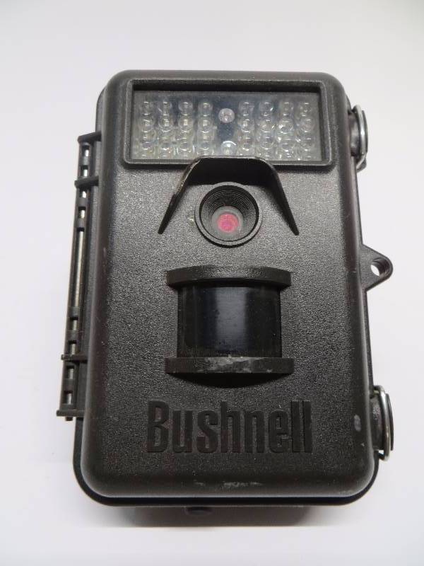 lot 1374 image: Bushnell trophy camara