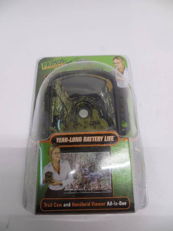 lot 1396 image: Primos trailcam case