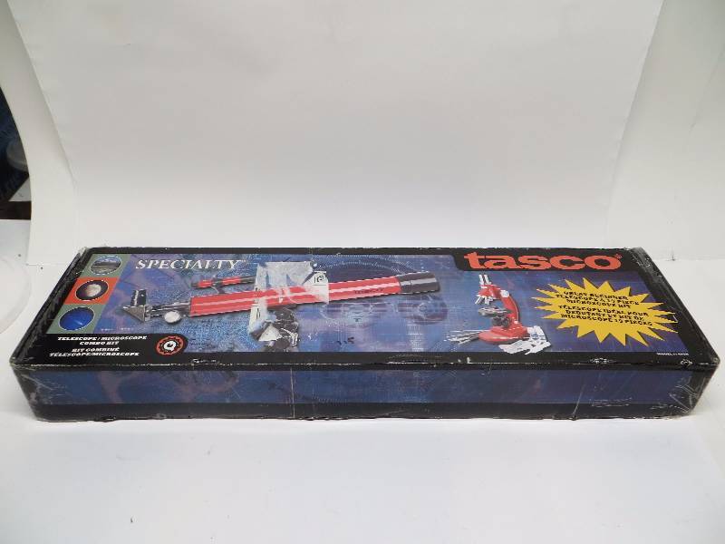 lot 1444 image: Tasco 49TN Refractor Telescope & Microscope