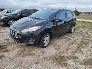 lot 10022 image: 2019 Ford Fiesta SE, Black