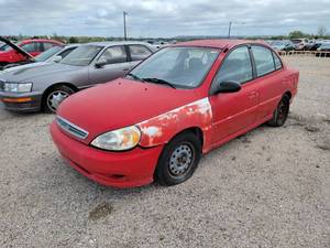 lot 10045 image: 2002 Kia Rio, Red