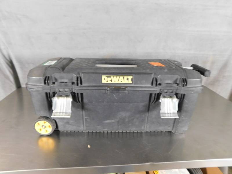 lot 6107 image: DeWalt Rolling Tool Box Used