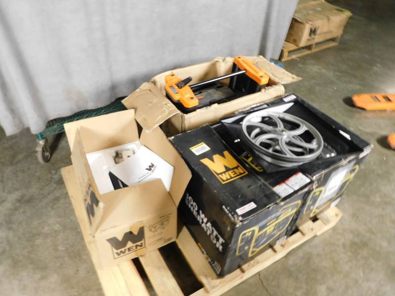 lot 6297 image: Lot of Misc Tools Not Tested open box inspect for parts and condition