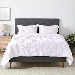 lot 15245 image: Amazon Basics All-Season Down-Alternative 3 Piece Comforter Bedding Set, FullQueen, Bright White, Pinch-Pleat With Piped Edges