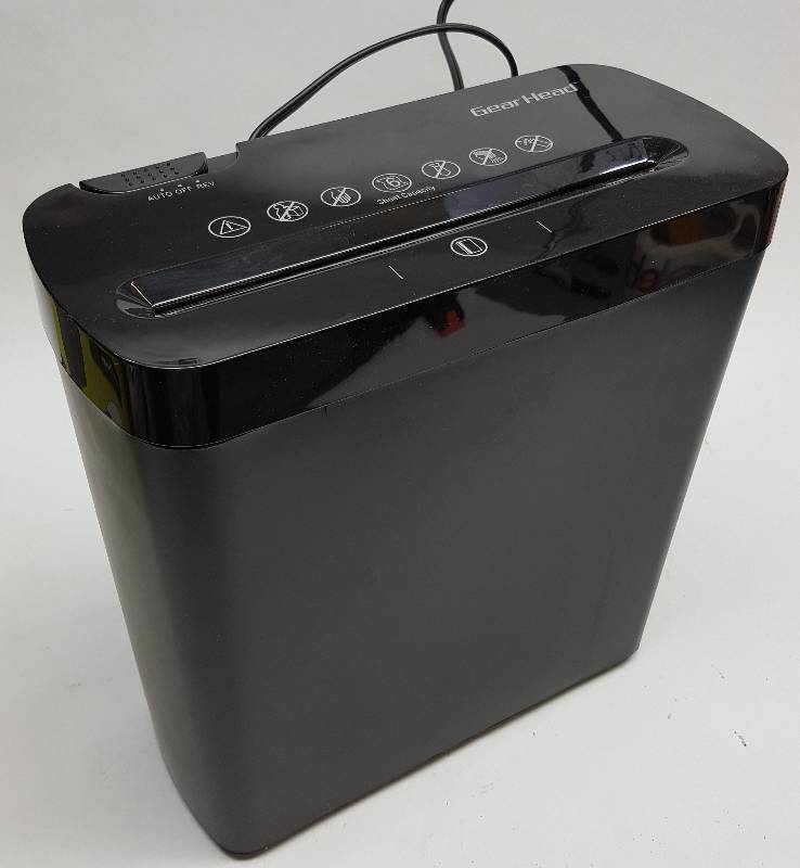 lot 6441 image: In like new condition is this Gear Head 6-sheet Cross-cut paper 5 gallon Strip-Cut Shredder