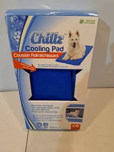 lot 37517 image: Chillz Cooling pad For Large Pets. For use indoors and outdoors. 36�20