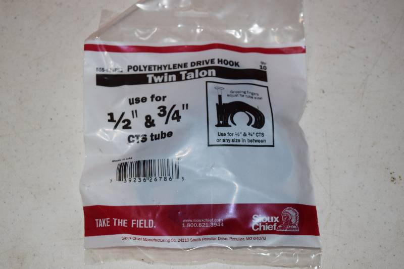 lot 15 image: 10 Packages of 10 Twin Talon Drive Hooks