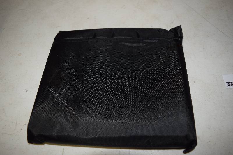 lot 119 image: Weather Shield All Weather Windshield Cover