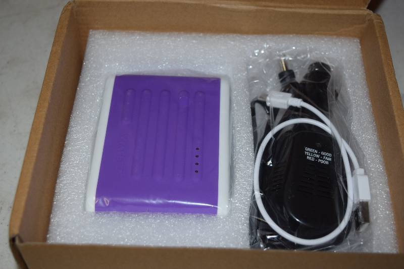lot 112 image: Viatek Pocket Jump Emergency Vehicle Jump Starter
