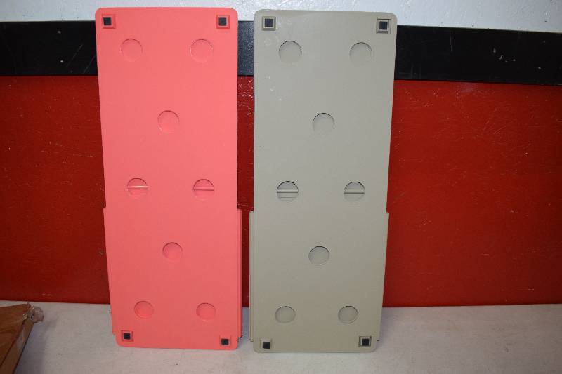 lot 136 image: 2 Flip Fold Clothes Folding Boards
