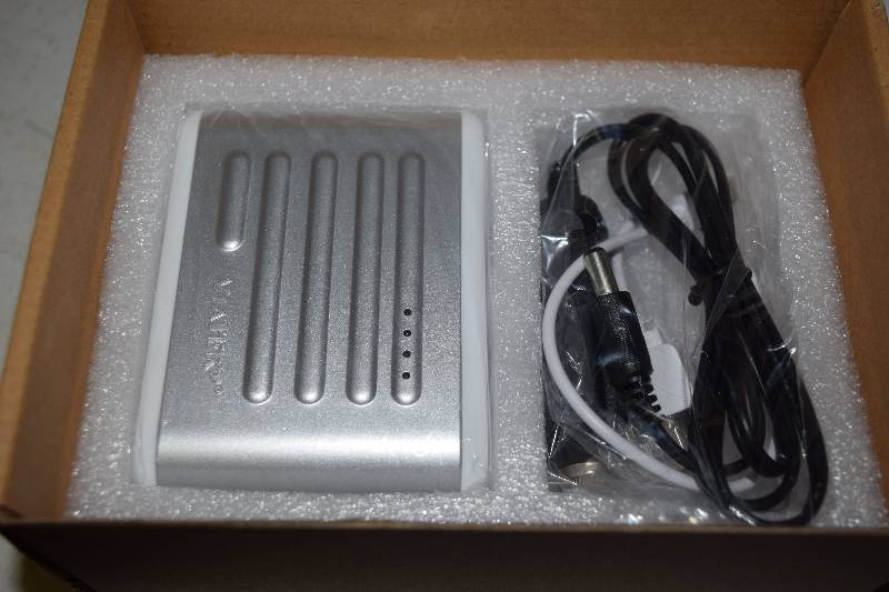 lot 152 image: Viatek Pocket Jump Emergency Vehicle Jump Starter