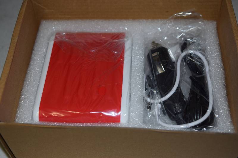 lot 154 image: Viatek Pocket Jump Emergency Vehicle Jump Starter
