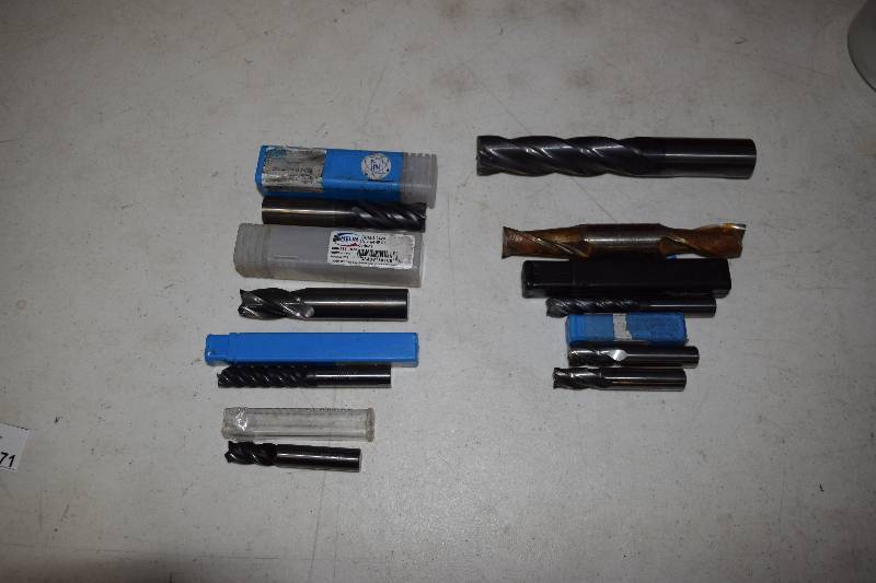 lot 271 image: Lot of 9 End Mills