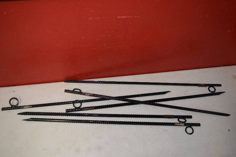 lot 282 image: 6 Yard Tuff Stakes with Loops