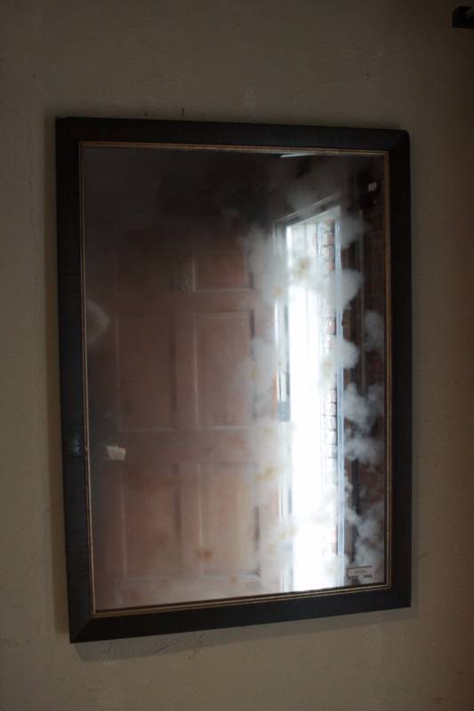 lot 3066 image: Distressed Mirror