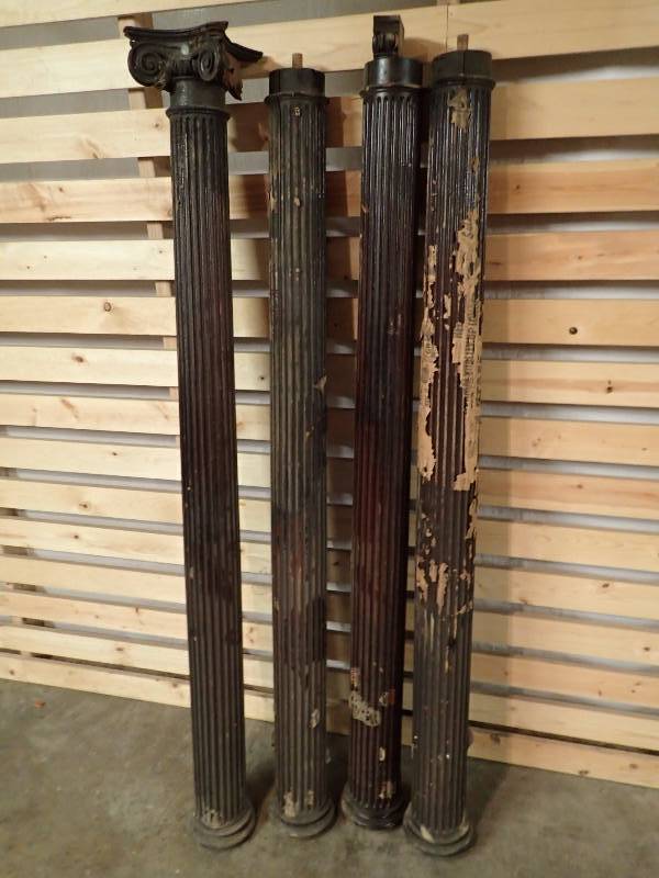 lot 38 image: (4) Antique Wooden Pillars