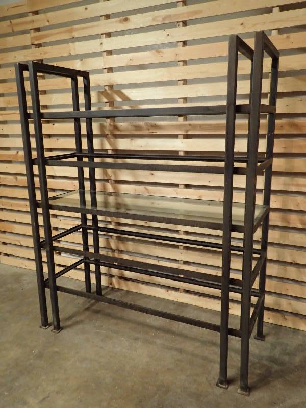 lot 41 image: Steel and Glass Clothing Merchandiser