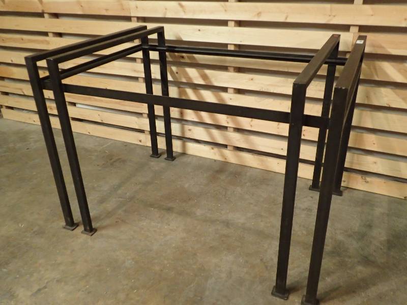 lot 42 image: Steel and Glass Clothing Merchandiser