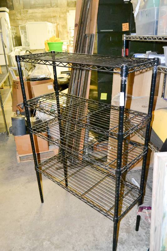 lot 69 image: 4 Shelf Wire Rack