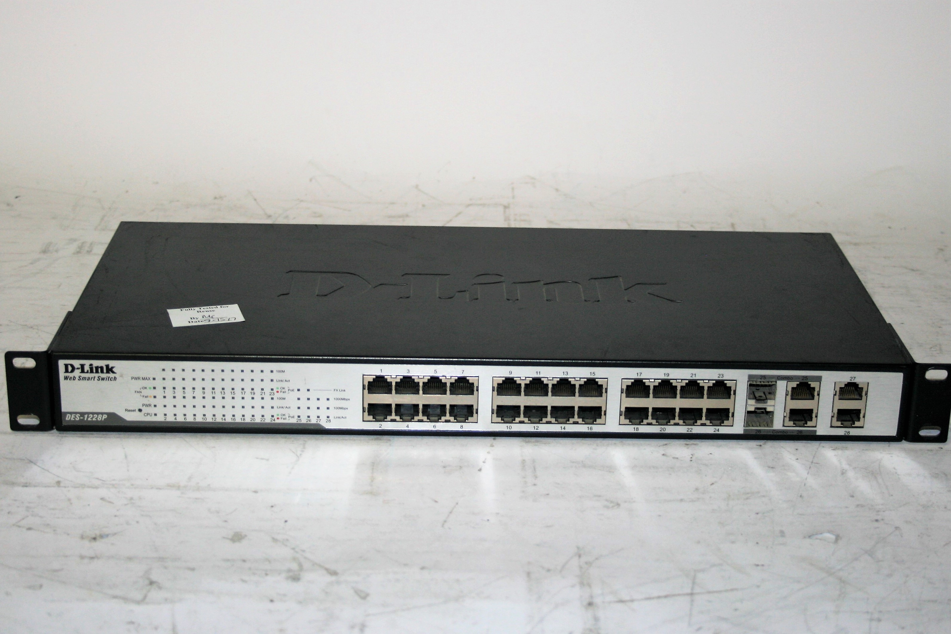 Des 3200 52. Коммутатор d-link des-1228. Коммутатор des 3028. Коммутатор d-link des-3028. D link des 1228.