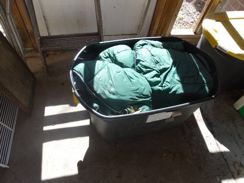 lot 452 image: 2 sleeping bags wtote.