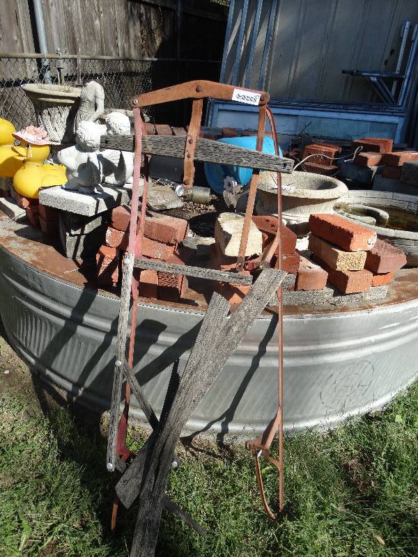 lot 480 image: Metal sled need re done.