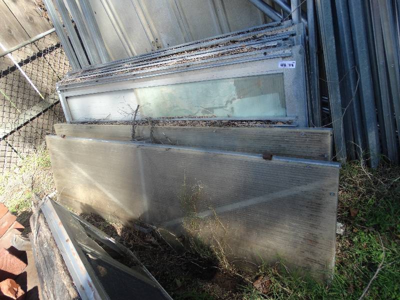 lot 483 image: Green house, needs hardware from plant kingdom.