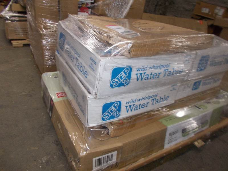 lot 6702 image: Trget Pallet Futon Chair And More