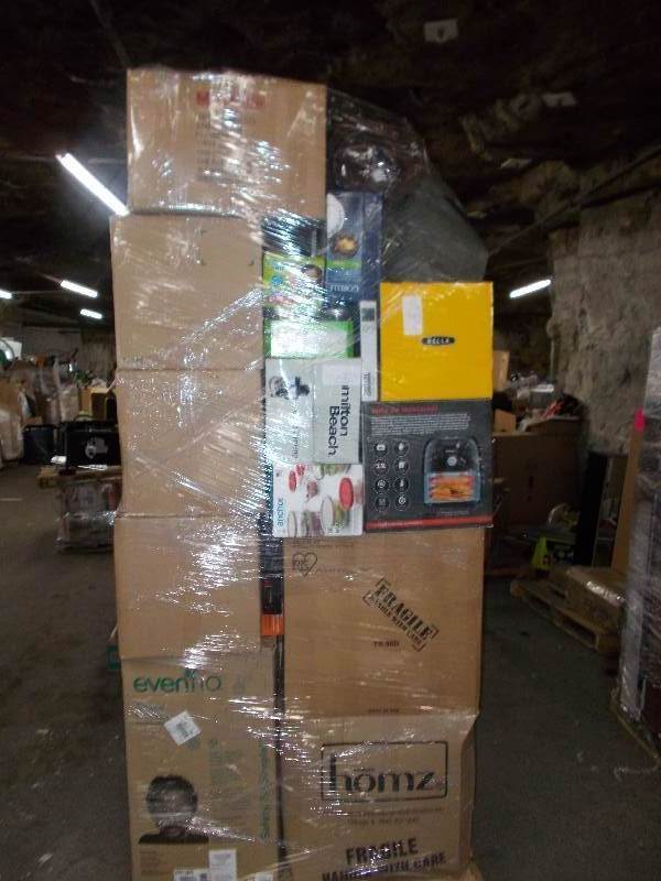 lot 6686 image: 6 FOOT Tall Shpko Pallet