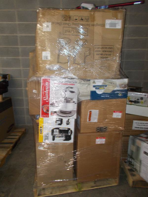 lot 6696 image: Huge Lot Of Small Appliances And More
