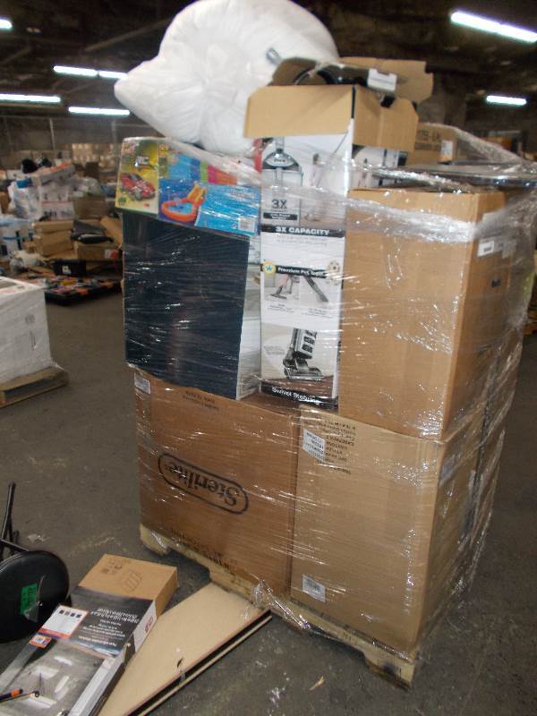 lot 6662 image: Small Appliance Outdoor Goods