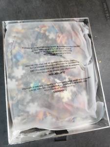 lot 4943 image: 1000 Piece Premium Recycled Puzzle Board.