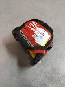 lot 1784 image: Milwaukee 25Ft Magnetic Wide Blade Tape Measure. (Used)