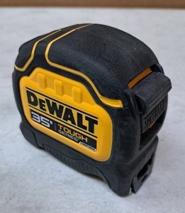 lot 3502 image: Dewalt Tough Series 35ft Tape Measure (great condition)
