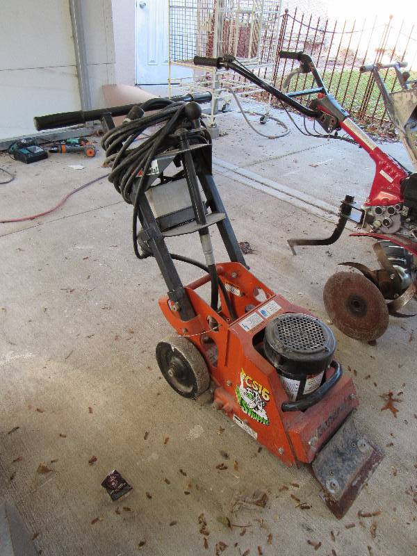 lot 1169 image: Rip-R-Stripper Electric Floor Stripper