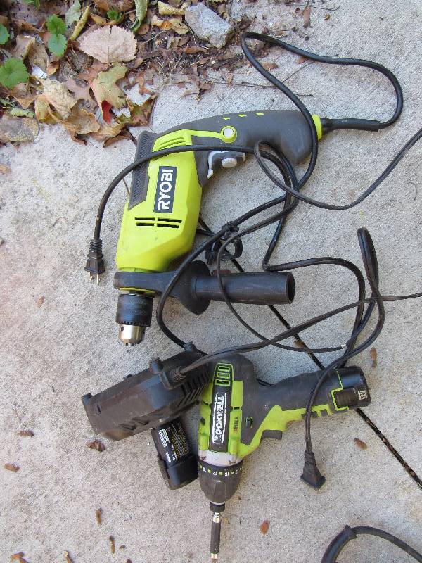 lot 1186 image: Ryobi Corded 38 Drill And Rockwell 12 Volt Cordless Drill